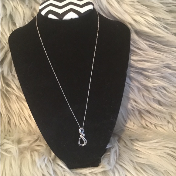 🎈💕Beautiful Diamond Necklace 💕🎈 - Picture 2 of 10